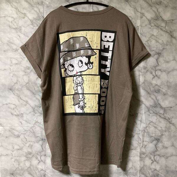 新品未使用 タグ付き Betty Boop ベティちゃん バックプリント ビッグサイズ Tシャツ 半袖 トップス サイズM〜L