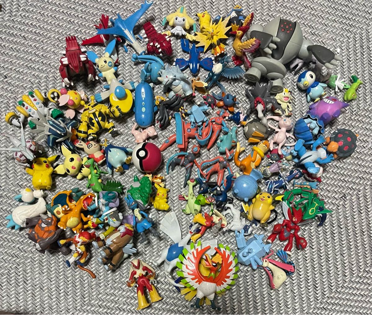 Yahoo!オークション -「ポケモン フィギュア 大量」の落札相場