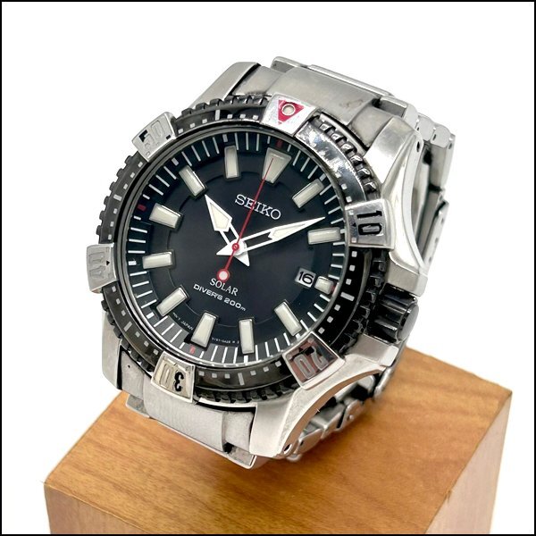 Seiko Prospex V157-0AS0 Stainless Steel Divers 200M Solar