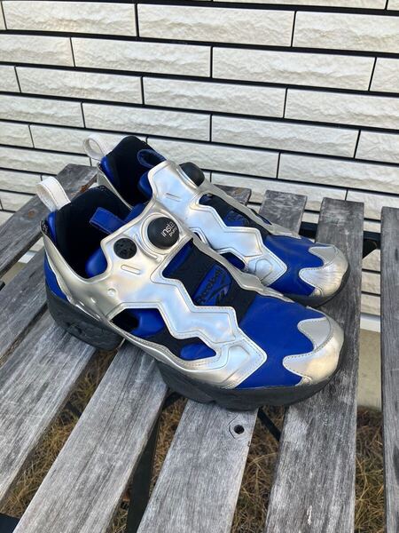 レア希少リーボックポンプフューリーSILLY THINGコラボV61398シルバーブルー赤オレンジパープル紫NIKEナイキエアマックスジョーダン1MK