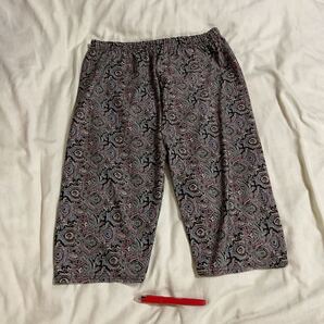 ショートパンツ ハーフパンツ イージーパンツ 500円超10%オマケ wゴム72-108全61股下30cm 多分化繊 一体裏地 ポケ無 灰色紫系柄