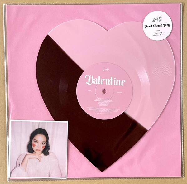 Laufey レイヴェイ Valentine ハート型7インチ 新品 送料無料 アナログ盤 レコード LP Jazz ジャズ ボーカル アルバム Norah Jones Sade