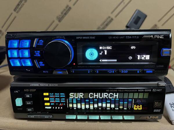 ★ALPINE CDA-117ji Bluetooth&USB Spotifyなど再生可 MDA-5048★サラウンドDSPチャーチ残響音