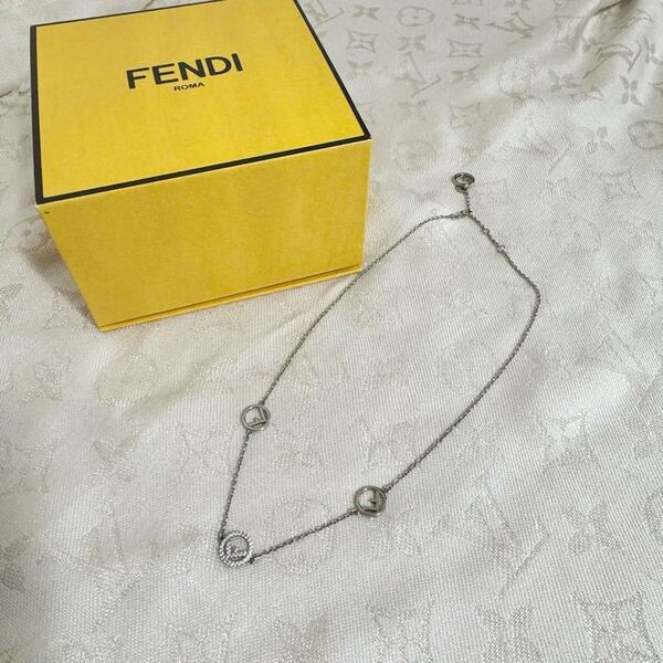 人気★ FENDI フェンディ エフイズ ネックレス チョーカー シルバー レディース アクセサリー