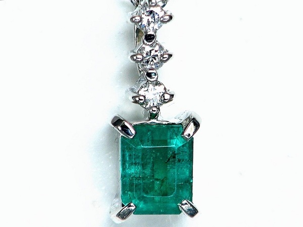 【宝石屋本舗】0.47ct 天然エメラルド ダイヤモンド PT900 ペンダントネックレス( 宝石鑑別書付)