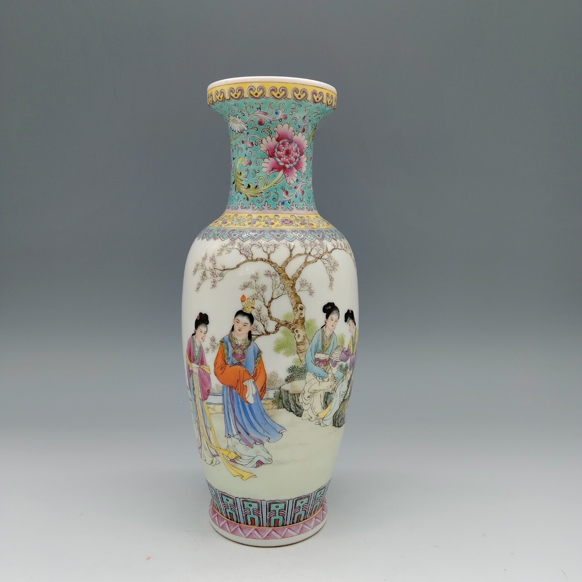 景徳鎮の花瓶 装飾品 工芸品 美術品 置物 Yahoo!オークション -「景徳鎮 花瓶」(陶芸) (工芸品)の落札相場