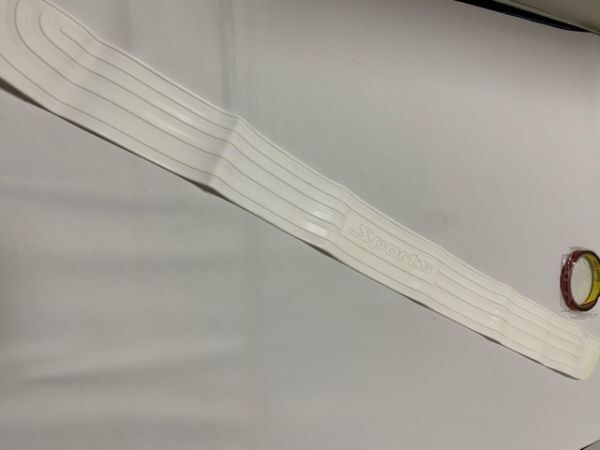 sportsバンパーガード リアハッチプロテクター リアトランク ゲート保護 ステップ モール 傷隠 アクセント ワンポイント ドレスアップ