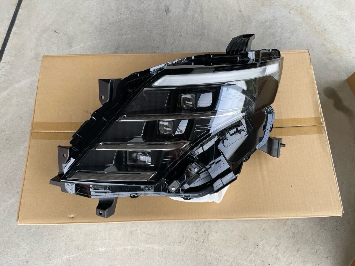 日産 セレナ R4.12〜 [C28系] LED ヘッドライト ポジション