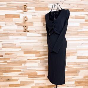 未使用【ザラ】Vネック ロング ワンピース シャーリング 長袖 L 黒ブラック【HFby6PR】レディース・洋服・秋冬【2SCD】
