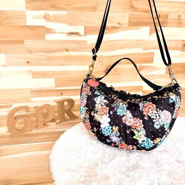【レスポートサック×ベネフィット】ラメ フリル 花柄ショルダーバッグ黒×カラフル【HFby6PR】レディース・バッグ・春夏・秋冬【1L5F】