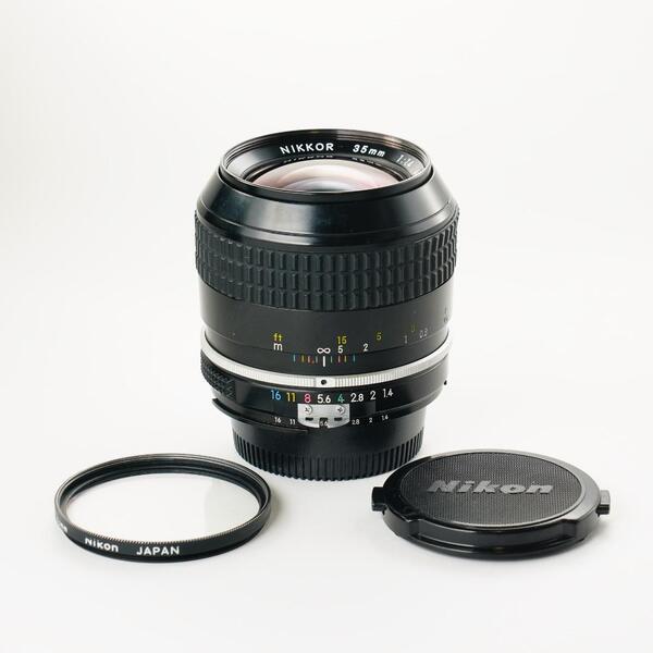【極美品】動作◎ ニコン Ai Nikkor 35mm F1.4 549