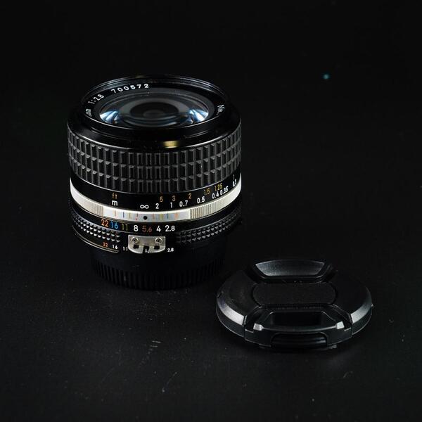 【美品】動作◎ nikon Ai-s Nikkor 24mm F2.8 572