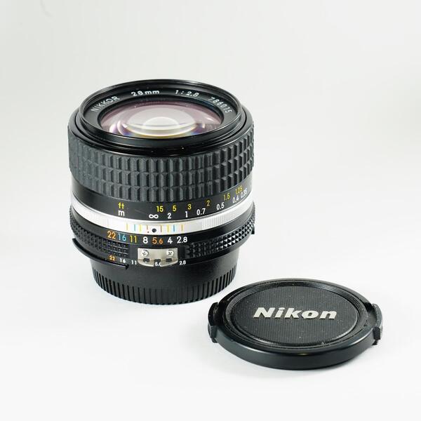 【寄れる力】動作◎ ニコン Ai-s Nikkor 28mm F2.8 015