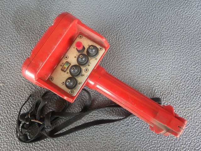 ☆【1H0129-14】 UNIC ユニック ラジコン リモコン RC-30R-3