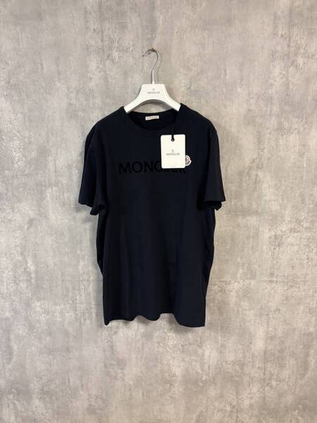 ☆新品未使用タグ付き☆ MONCLER lettering logo MAGLIA T-SHIRT Tシャツ ネイビー色 紺色 Lサイズ