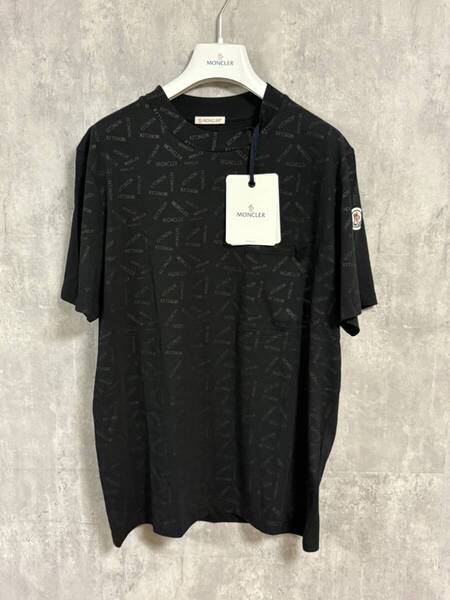 ☆新品未使用タグ付き☆ MONCLER Logo Continuous Pattern MAGLIA SS T-SHIRT Tシャツ ブラック色 黒色 Mサイズ