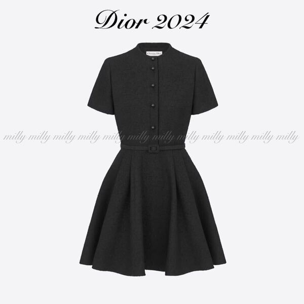 【Christian Dior クリスチャンディオール】2024CDロゴボタンブークレワンピース