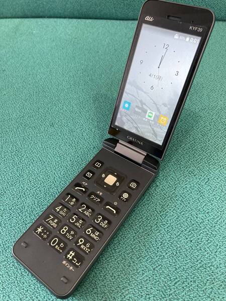 美品 GRATINA au KYF39 4G 京セラ ケータイ ガラケー ガラホ カメラ有 携帯電話 I0114