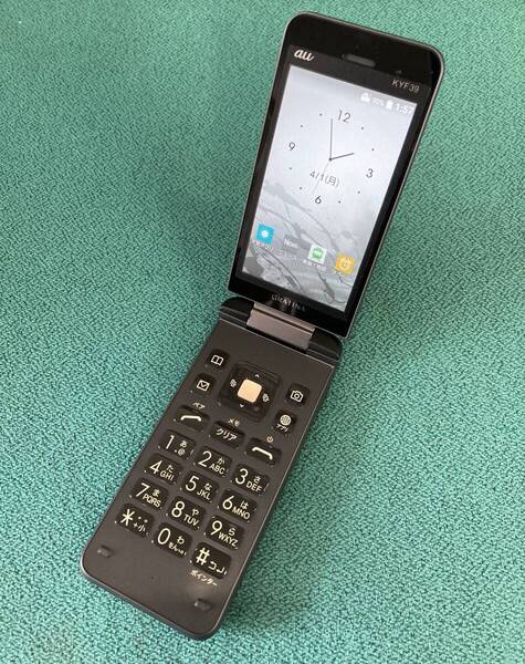 美品 GRATINA au KYF39 4G 京セラ ケータイ ガラケー ガラホ カメラ有 携帯電話 I0113