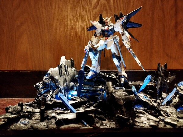 改修ジオラマ ストライクフリーダムガンダム コズミックリージョン LED台座付き 機動戦士ガンダムSEED DESTINY FREEDOM