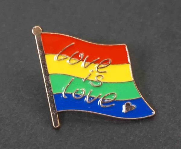 《旗LiL虹ラブ》US彩色■新品』LGBT レインボー LOVE■USピンバッジ■イベント パレード ファッション■洋服・衣類・衣服DIY■激渋