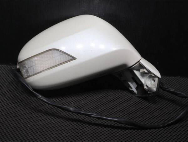 【作動保証】 電動格納 磨きワックス済み 迅速発送 9ピン ウインカー 管理A95 ステップワゴン RG1 RG2 RG3 RG4 ドアミラー 右 運転席