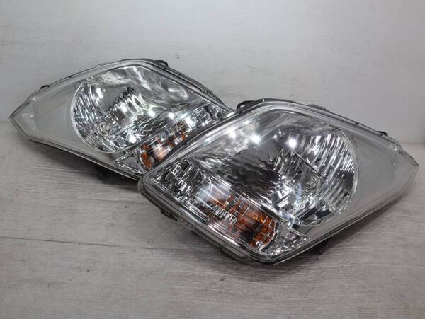キレイ 破損なし 【コーティング済】 車検◯ 迅速発送 レベライザー KOITO 100-59192 管理BR59-26 ワゴンR MH23S MJ23S ヘッドライト 左右