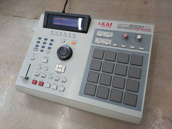美品!メンテ済み! AKAI MPC 2000XL CF搭載 スイッチ類 スライダー全交換 PADセンサー 新品!
