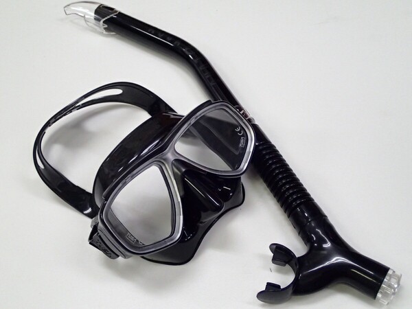 TUSAスプレンダイブマスク・スノーケルセット新品
