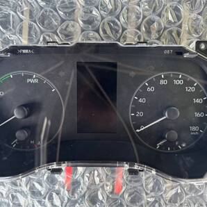 トヨタ シエンタ ハイブリッドG 令和5年 6AA-MXPL10 純正 スピードメーター