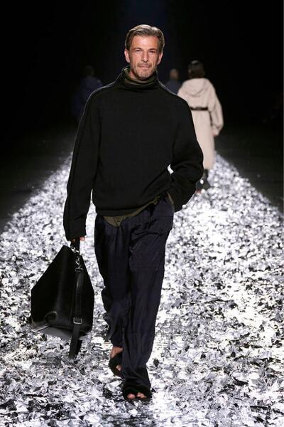 DRIES VAN NOTEN 25ss Turtleneck Sweater S タートルネックセーター ニット 刺繍