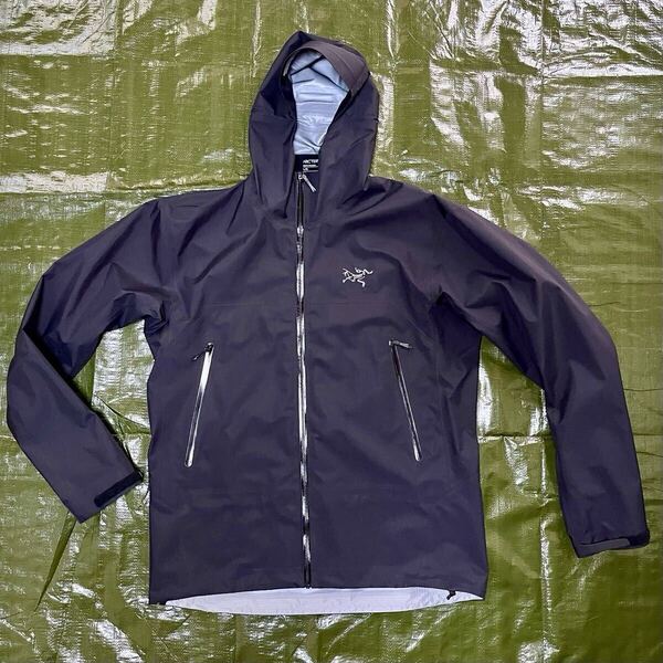 中古美品 アークテリクス 現行ベータ ジャケット L 黒 GORE-TEX ARC TERYX 送料無料