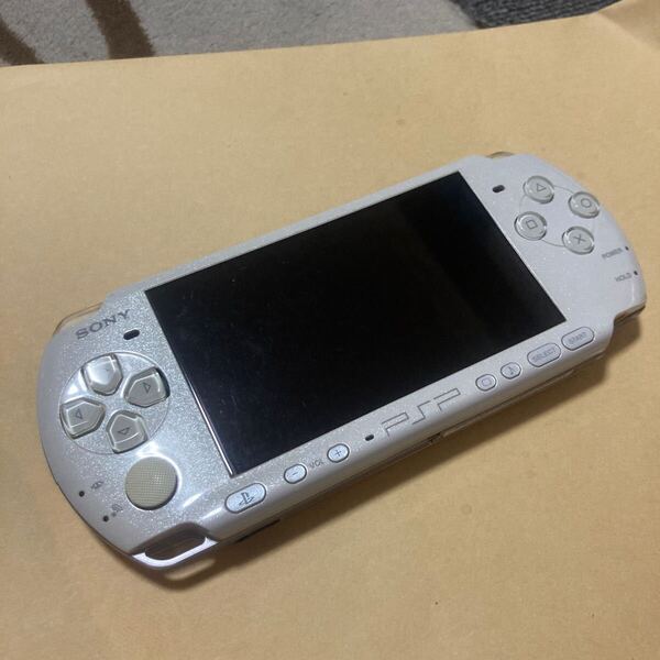 送料無料 PSP PSP-3000 本体 パールホワイト ジャンク プレイステーションポータブル PSP-3000PW PSP3000 PlayStation Portable