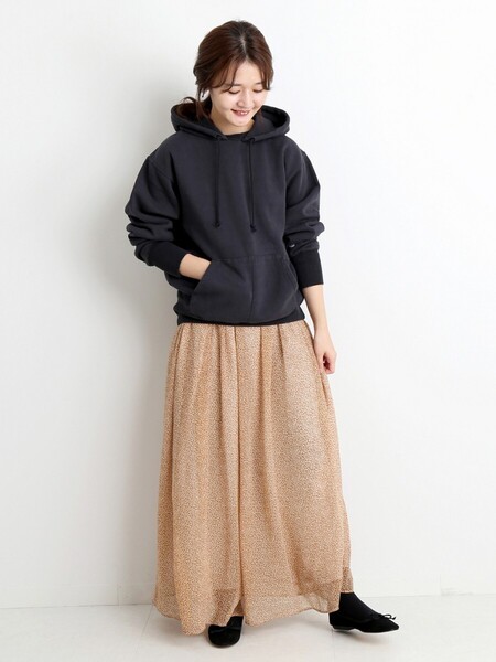 美品★SLOBE IENA レオパードプリントギャザースカート 定価15,400円 ベージュ 春 夏 秋 冬 オールシーズン カジュアル スローブイエナ