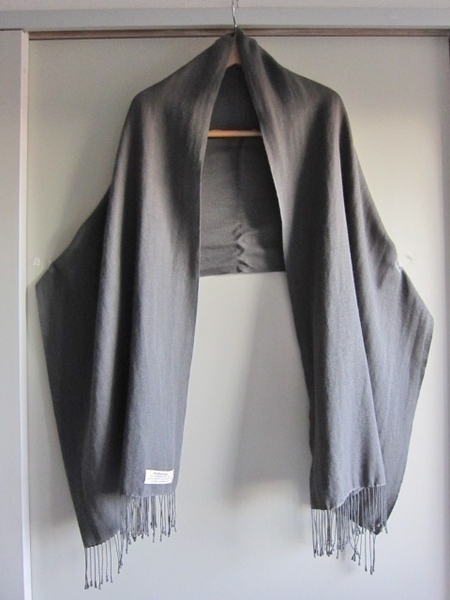 綺麗め Pashmina ストール 幅50cm×長さ約186cm(フリンジ含む) パシュミナ シルク 美品 大判 ショール 肩掛け羽織 マフラーレア