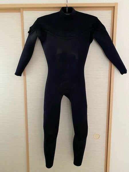 日本製mellowウェットスーツ(3㎜ジャーフル)美品
