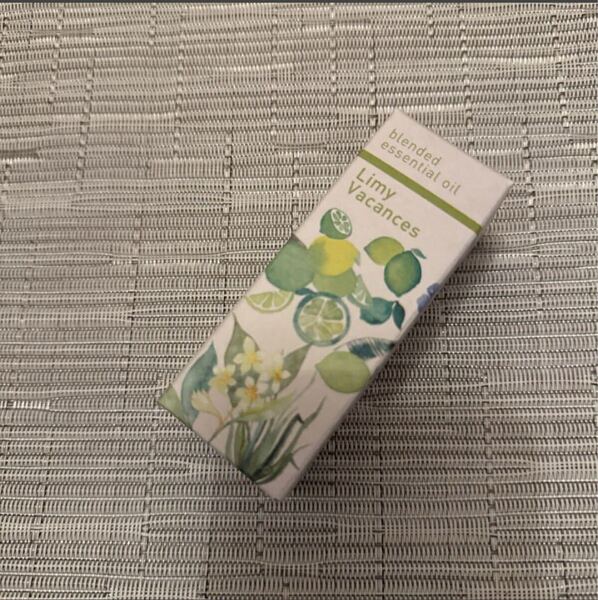 匿名発送 未開封 送料込 生活の木 ブレンドエッセンシャルオイル(ライミーバカンス)30ml