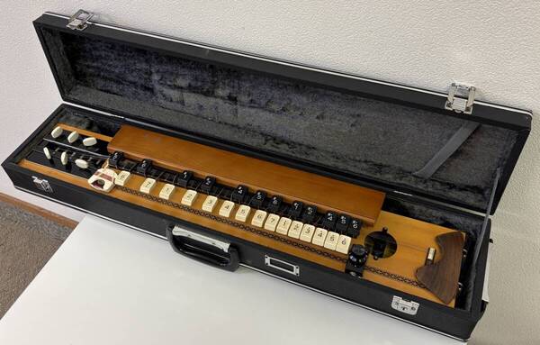 ST 【送料無料】 Kimura キムラ 千歳 大正琴 ピック2枚 ハードケース 和楽器 弦楽器