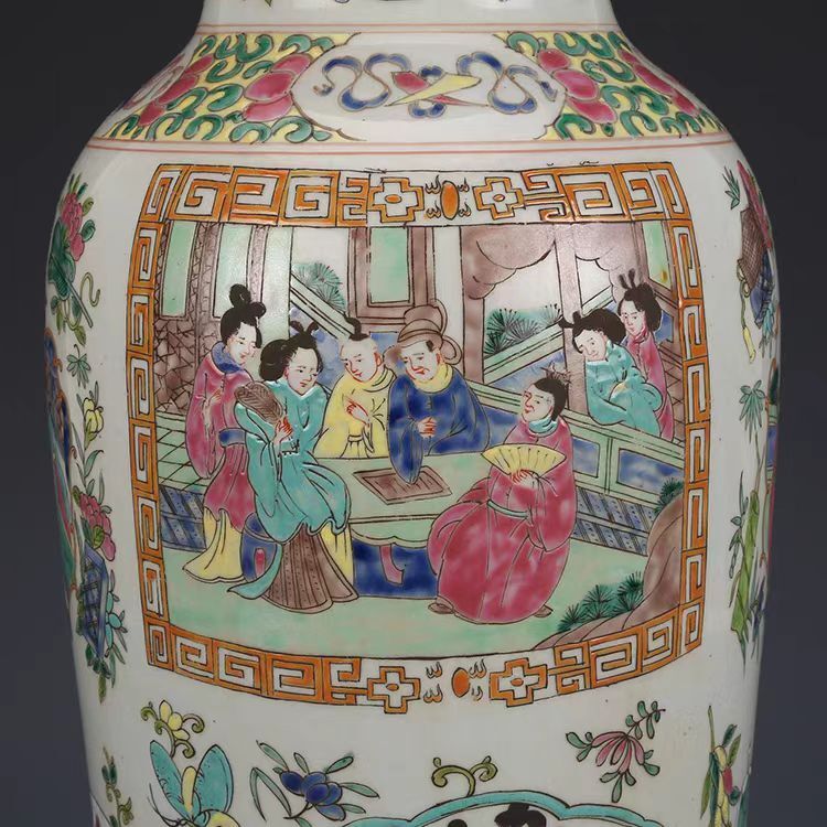 清時代 康熙年製款 古陶磁器 粉彩 人物紋 観音瓶 花器 磁