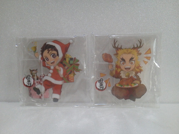 【国内正規品】鬼滅の刃 カフェ ufotable Cafe クリスマス 2020 ランダム アクリルスタンド 煉獄杏寿郎 竈門炭治郎 2種セット