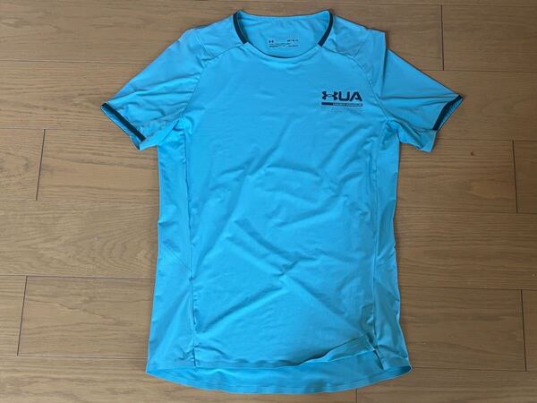 UNDER ARMOUR メンズ アイソチル パフォーレーテッド ショートスリーブ 美品 MDサイズ 定価7700円 アンダーアーマー 半袖シャツ ISO-CHILL