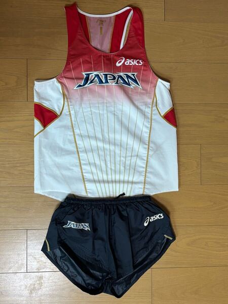 asics メンズ 2009年陸上日本代表モデル ランニングシャツ・パンツセット 美品 Lサイズ アシックス ベルリン世界選手権 尾崎好美 村上幸史