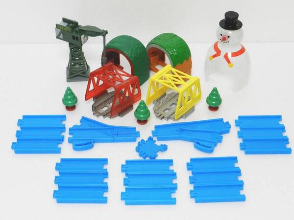 カプセルプラレール トーマス 情景パーツ 大量セット ①