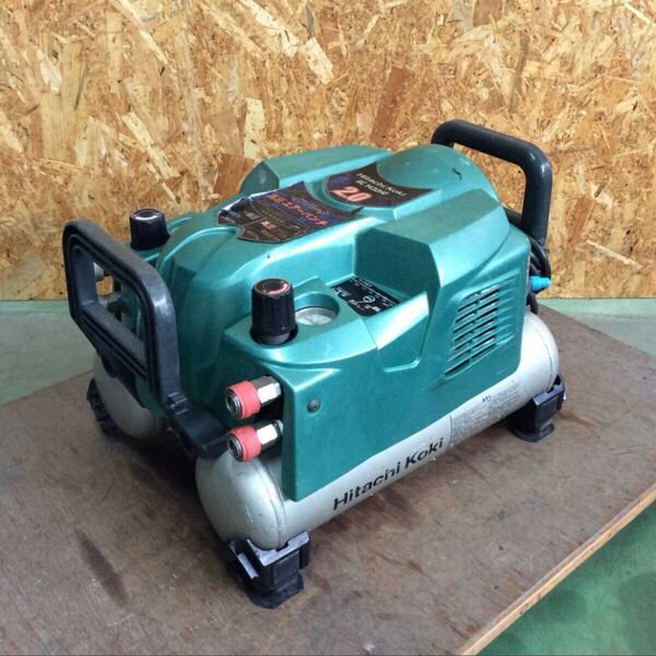 【美品】日立工機 EC1430H2 エアーコンプレッサー