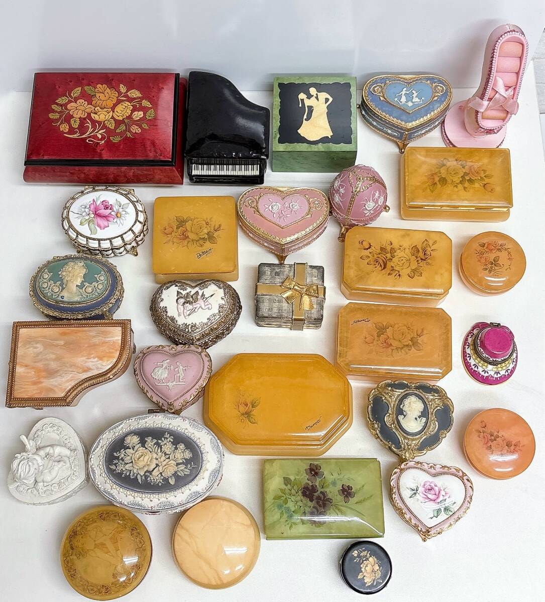 21080 オルゴール　ジュエリーボックス　小物入れ　イタリア製　アンティーク 1037384990985045_01_4971.jpeg