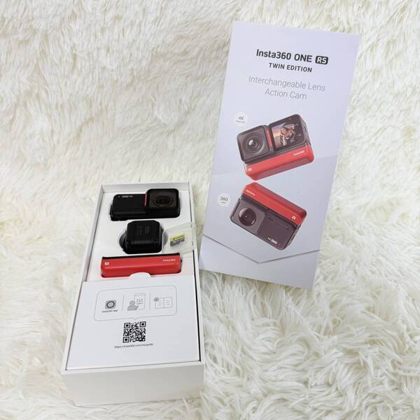 Insta360 ONE RS Twin Edition 本体