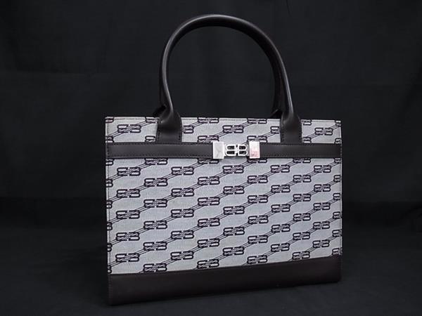 【極美品】BALENCIAGA トートバッグ 総柄 A4 ナイロン BB柄 Yahoo!オークション -「bb」(かばん、バッグ) (バレンシアガ)の