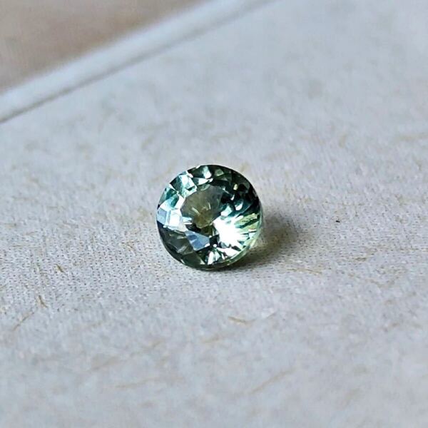 【ルース】天然グリーンサファイア 0.166ct