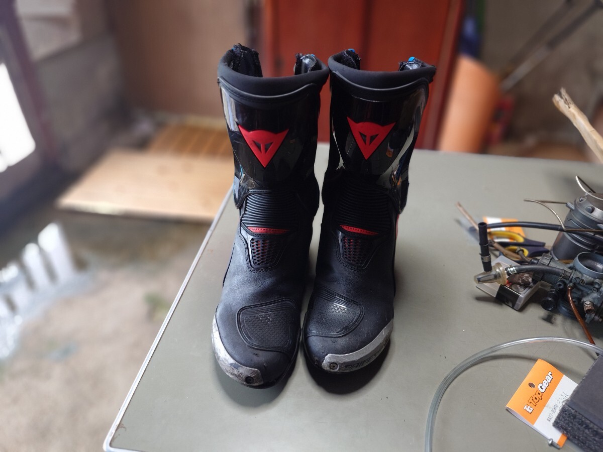 Yahoo!オークション -「dainese(ダイネーゼ)torque d1 out boots