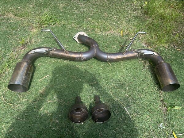 GR86 ZN8 / BRZ ZD8 ARMS GT-304RGR 専用サイレンサー付 送料込み
